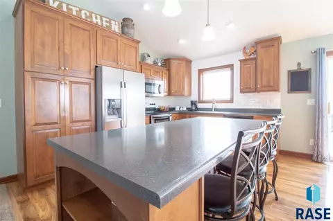 1105 W Golden Eagle St, Sioux Falls, SD 57108 photo 5