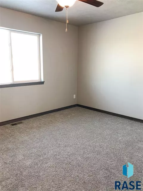 6522 W 6th Pl, Sioux Falls, SD 57107 photo 12