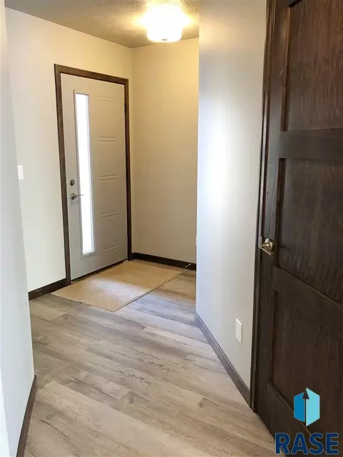 6522 W 6th Pl, Sioux Falls, SD 57107 photo 8