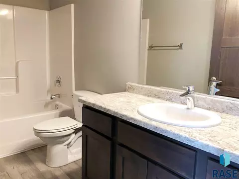 6522 W 6th Pl, Sioux Falls, SD 57107 photo 11