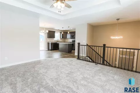 3008 E Madison St, Sioux Falls, SD 57103 photo 10