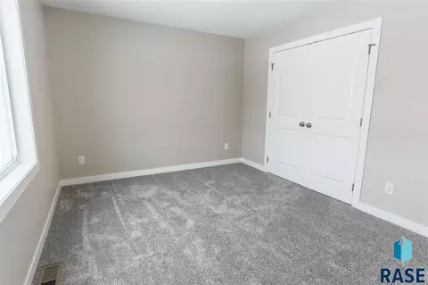 3008 E Madison St, Sioux Falls, SD 57103 photo 21