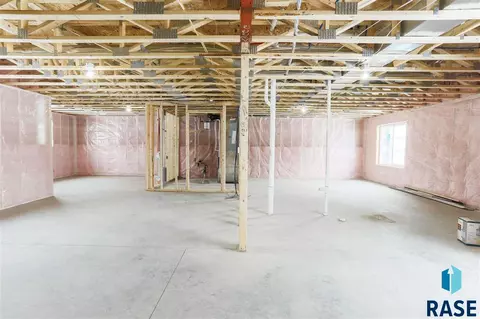 3008 E Madison St, Sioux Falls, SD 57103 photo 22
