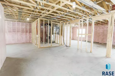 3008 E Madison St, Sioux Falls, SD 57103 photo 23