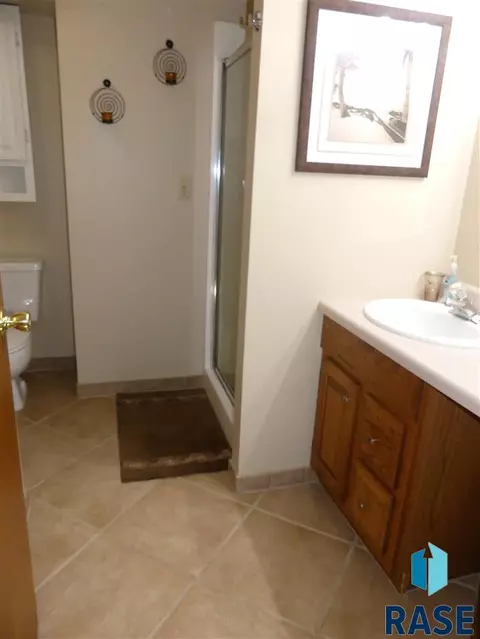 Undisclosed, Sioux Falls, SD 57105 photo 31