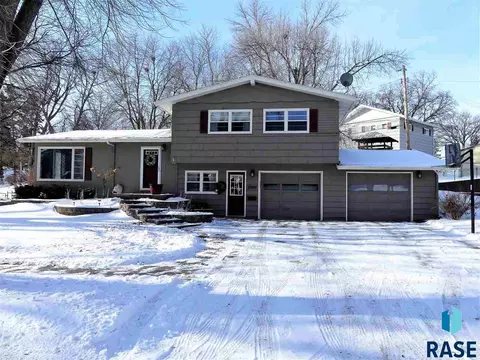 Undisclosed, Sioux Falls, SD 57105 photo 1