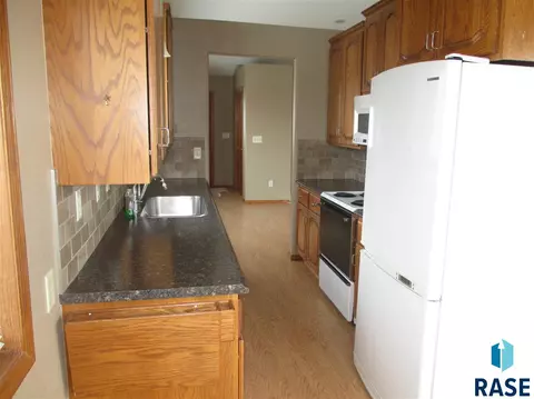 Undisclosed, Sioux Falls, SD 57103 photo 16