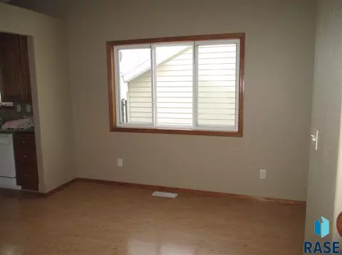 Undisclosed, Sioux Falls, SD 57103 photo 4