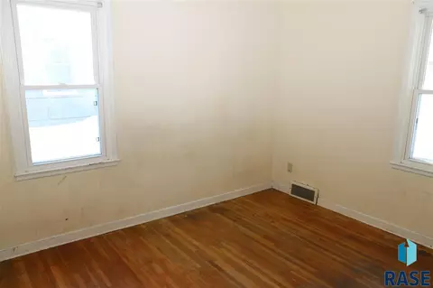 2301 E Austin St, Sioux Falls, SD 57103 photo 10