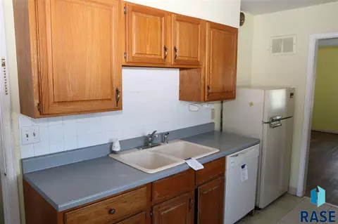 2301 E Austin St, Sioux Falls, SD 57103 photo 6