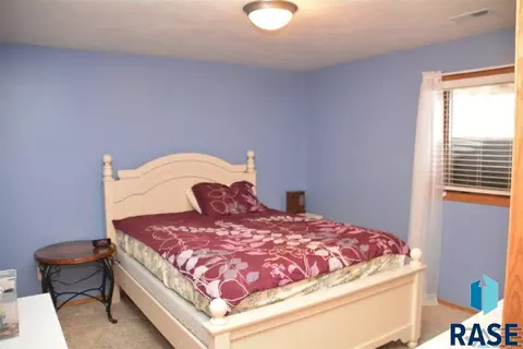 216 E 9th St, Crooks, SD 57020 photo 18