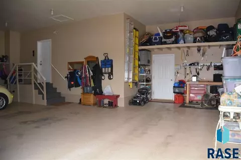 216 E 9th St, Crooks, SD 57020 photo 20