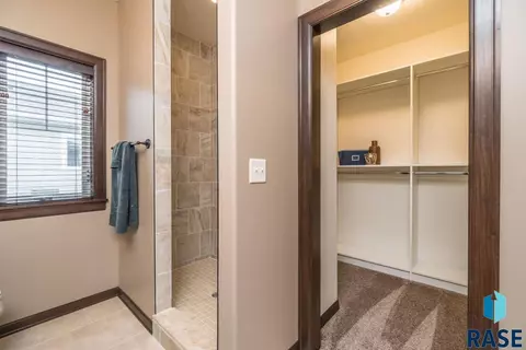 321 S Dockside Cir, Sioux Falls, SD 57107 photo 21