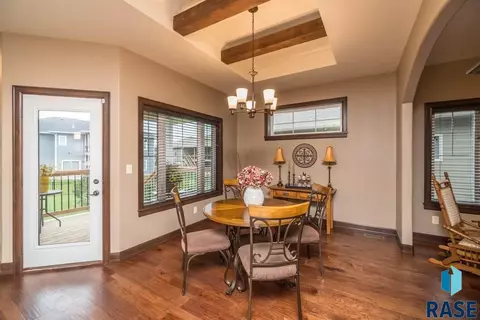 321 S Dockside Cir, Sioux Falls, SD 57107 photo 6