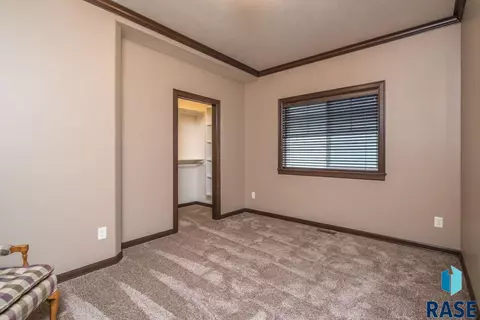 321 S Dockside Cir, Sioux Falls, SD 57107 photo 10