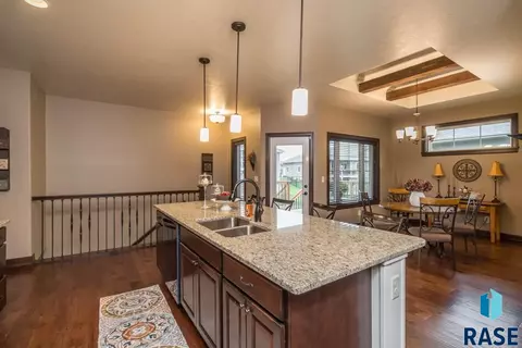 321 S Dockside Cir, Sioux Falls, SD 57107 photo 26