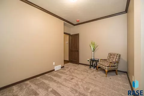 321 S Dockside Cir, Sioux Falls, SD 57107 photo 12