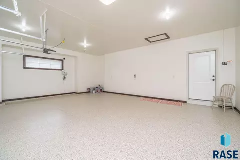 321 S Dockside Cir, Sioux Falls, SD 57107 photo 33