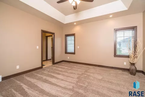 321 S Dockside Cir, Sioux Falls, SD 57107 photo 18