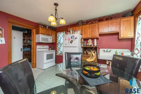 1022 E 1st St, Sioux Falls, SD 57103 photo 8