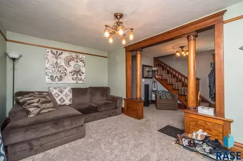 1022 E 1st St, Sioux Falls, SD 57103 photo 3