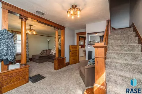 1022 E 1st St, Sioux Falls, SD 57103 photo 6