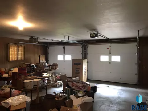 629 S Relanto St, Freeman, SD 57029 photo 31