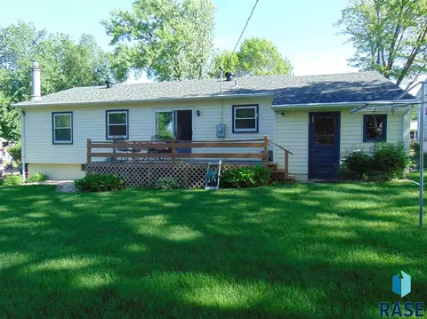 3805 E Claudette Dr, Sioux Falls, SD 57103 photo 23