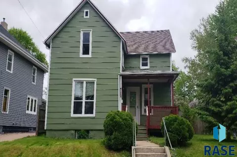 712 N Summit Ave, Sioux Falls, SD 57104 photo 1