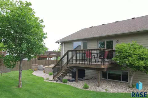 Undisclosed, Sioux Falls, SD 57106 photo 20
