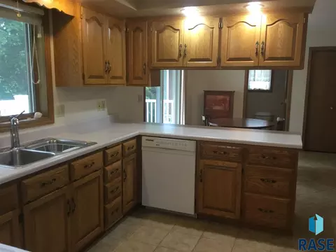4309 E Shenandoah Trl, Sioux Falls, SD 57103 photo 5
