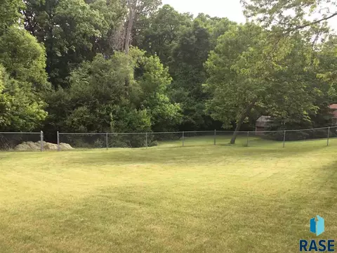 4309 E Shenandoah Trl, Sioux Falls, SD 57103 photo 24