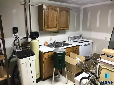 202 E 3rd St, Marion, SD 57043 photo 29