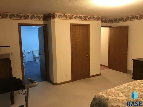 202 E 3rd St, Marion, SD 57043 photo 13