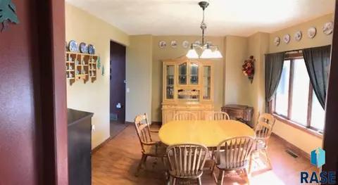 2405 N Devon Ave, Tea, SD 57064 photo 10