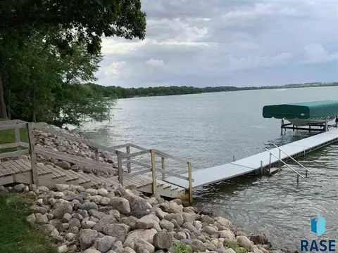 2110 Lakeview Ln, Gary, SD 57237 photo 4
