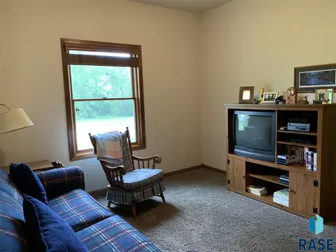 2110 Lakeview Ln, Gary, SD 57237 photo 17
