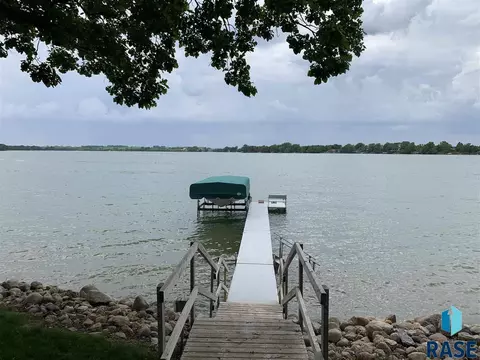 2110 Lakeview Ln, Gary, SD 57237 photo 3