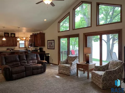 2110 Lakeview Ln, Gary, SD 57237 photo 13