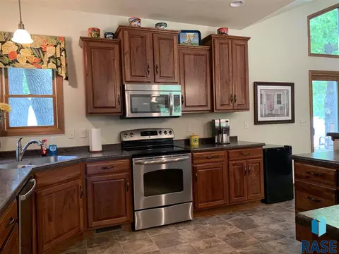 2110 Lakeview Ln, Gary, SD 57237 photo 10