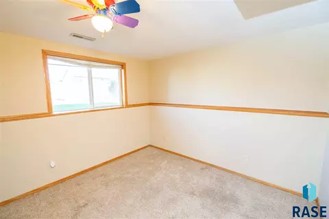 5601 S Anthony Ave, Sioux Falls, SD 57106 photo 17