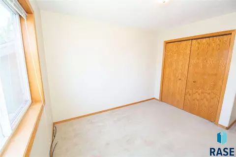 5601 S Anthony Ave, Sioux Falls, SD 57106 photo 12