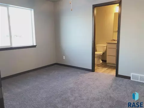 6536 W 6th Pl, Sioux Falls, SD 57107 photo 15
