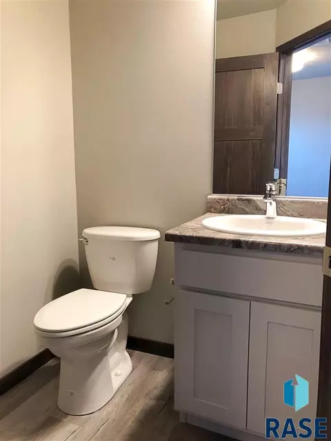 6536 W 6th Pl, Sioux Falls, SD 57107 photo 6