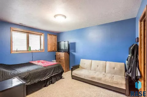 7012 S Crane Ave, Sioux Falls, SD 57108 photo 20