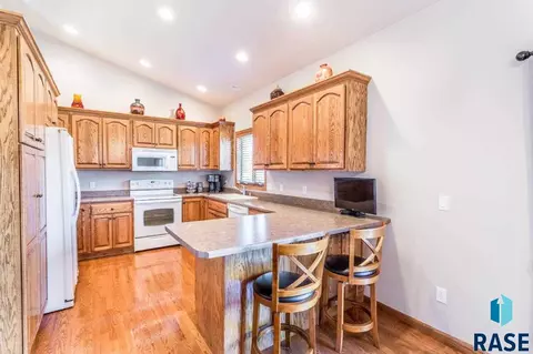 7012 S Crane Ave, Sioux Falls, SD 57108 photo 8