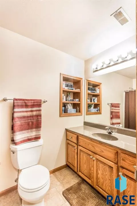 7012 S Crane Ave, Sioux Falls, SD 57108 photo 22