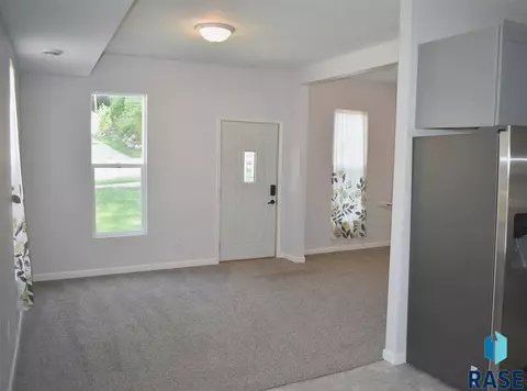 1509 E 12th St, Sioux Falls, SD 57103 photo 6