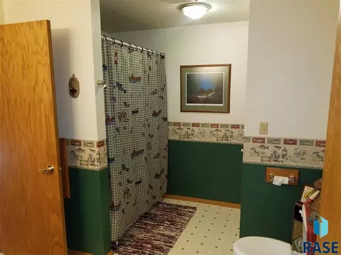 411 E Lightner Ave, Salem, SD 57058 photo 22