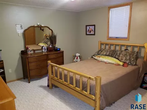 411 E Lightner Ave, Salem, SD 57058 photo 20